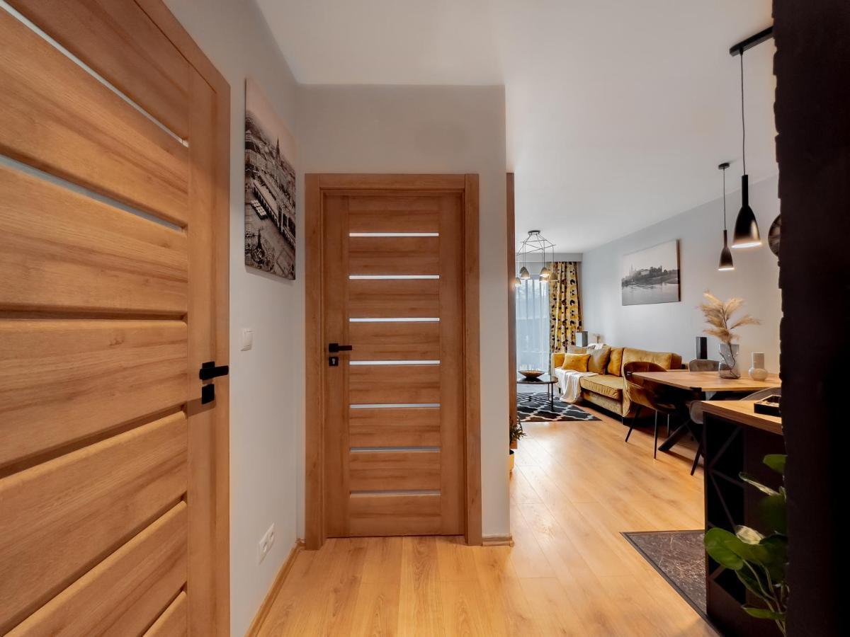 Apartament Z Duzym Tarasem W Centrum Krakowa Luaran gambar