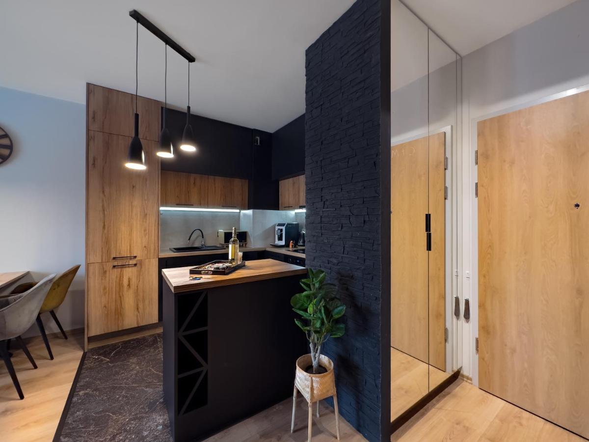 Apartament Z Duzym Tarasem W Centrum Krakowa Luaran gambar